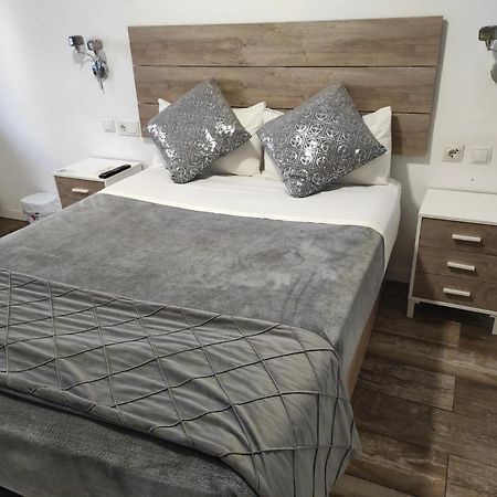 Hostal Olozaga Аликанте Екстериор снимка
