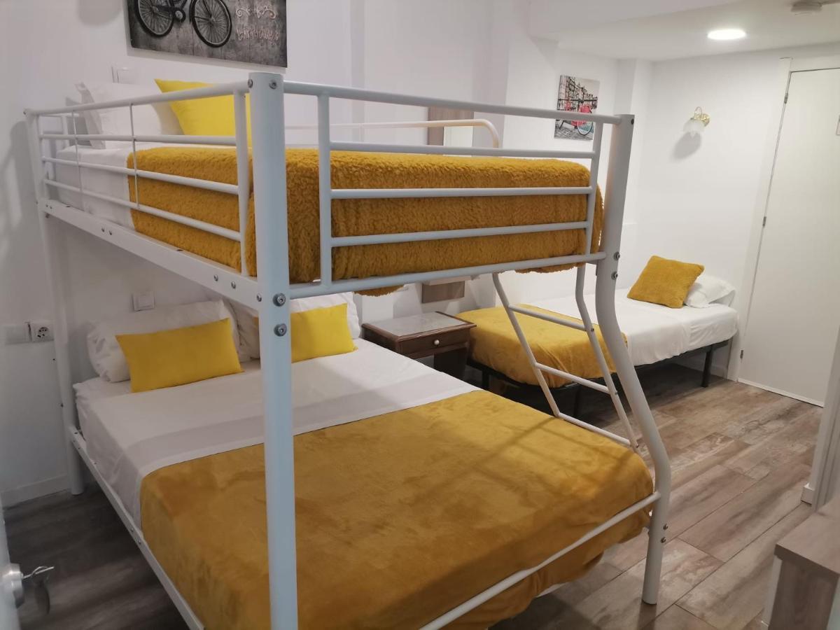 Hostal Olozaga Аликанте Екстериор снимка