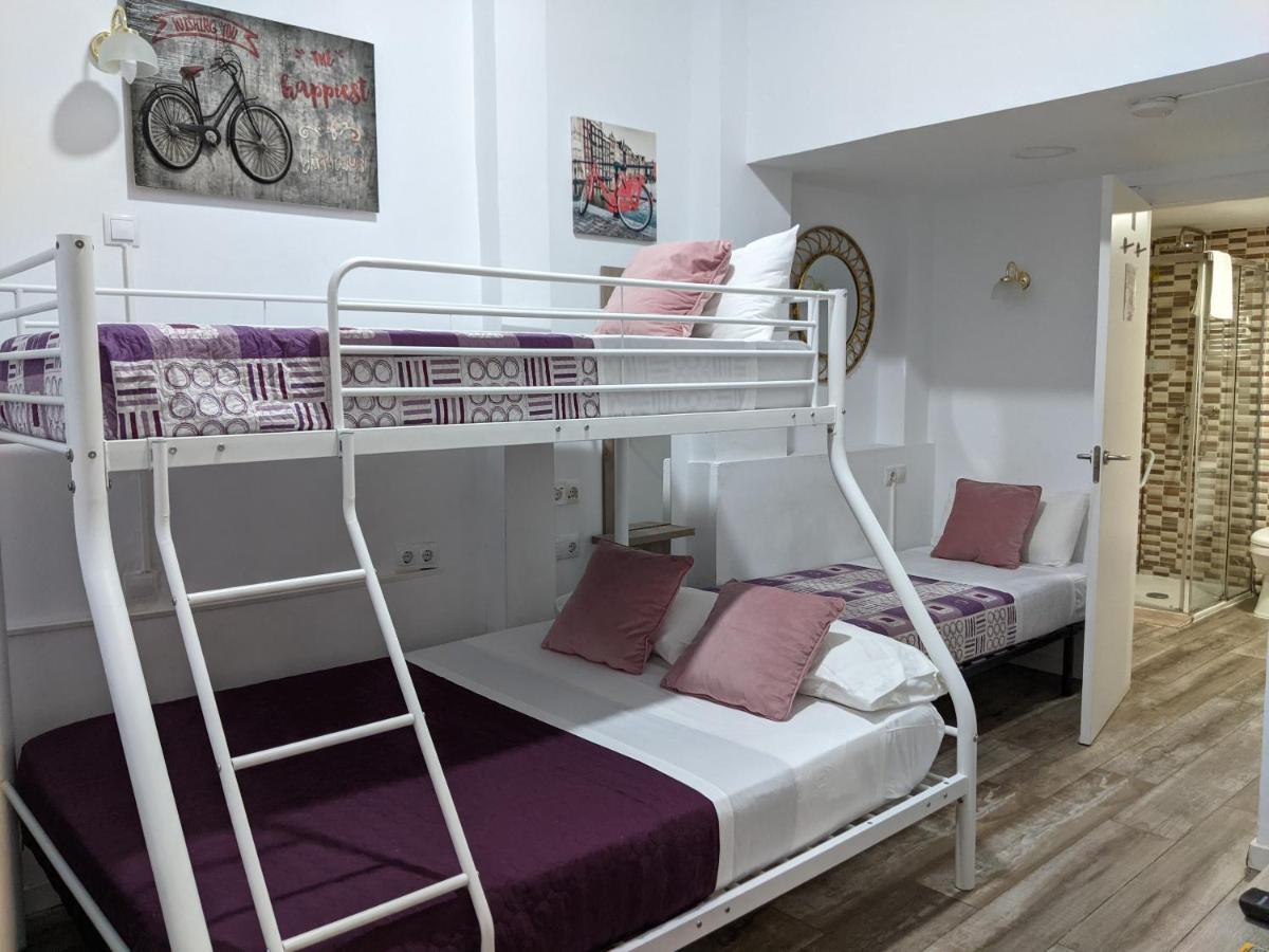 Hostal Olozaga Аликанте Екстериор снимка
