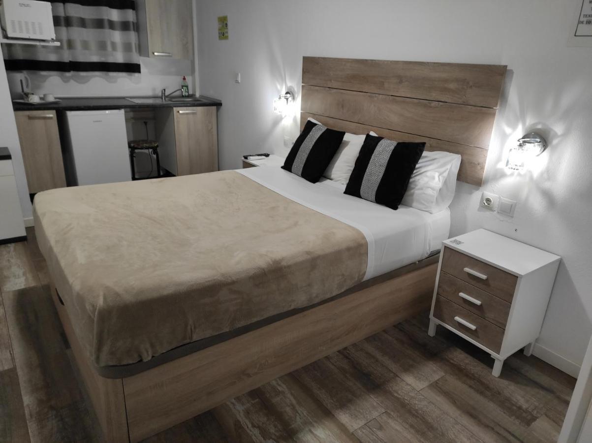 Hostal Olozaga Аликанте Екстериор снимка