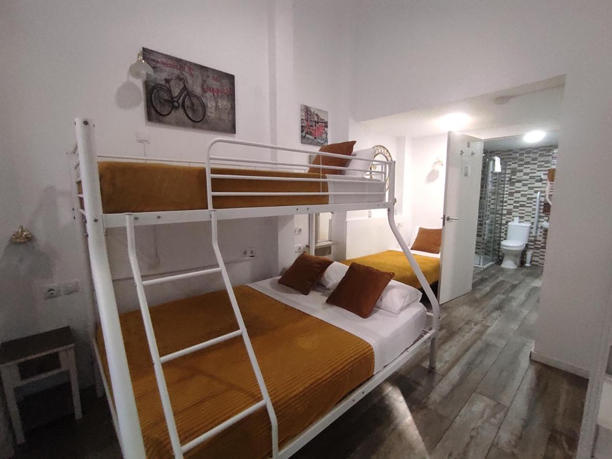 Hostal Olozaga Аликанте Екстериор снимка