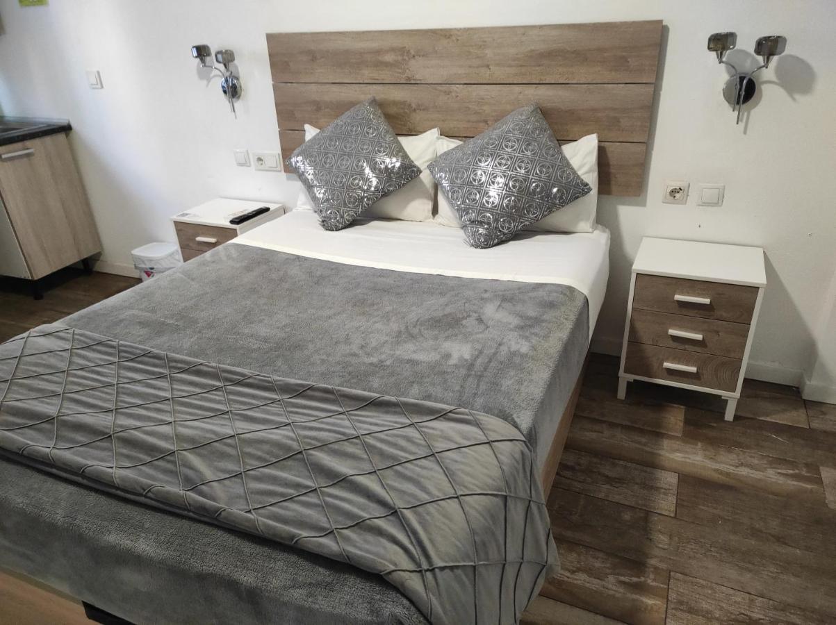 Hostal Olozaga Аликанте Екстериор снимка
